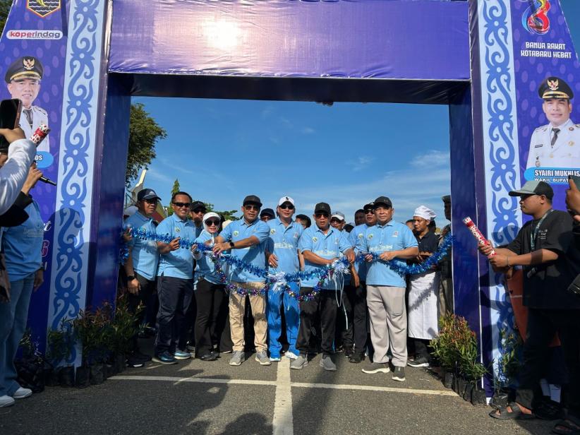 festival_kuliner_hebat_dan_jamuan_massal_kotabaru